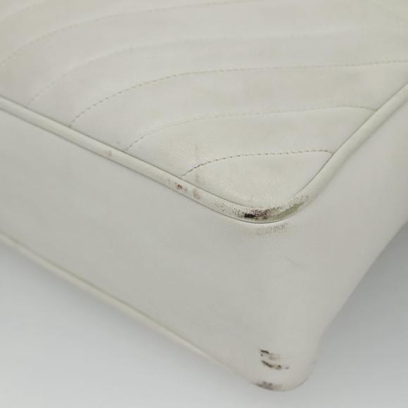 CHANEL Chain V Stitch Shoulder Bag Lamb Skin White CC Auth bs23119 - Picture 16 of 16